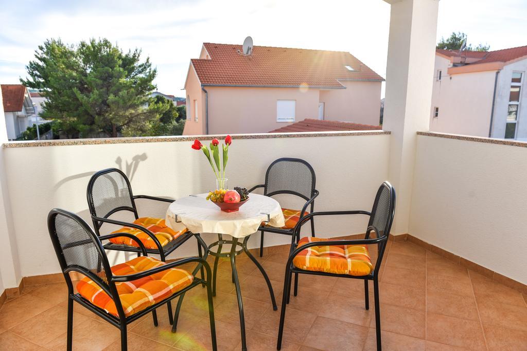 Apartments Purkovic Vodice Buitenkant foto