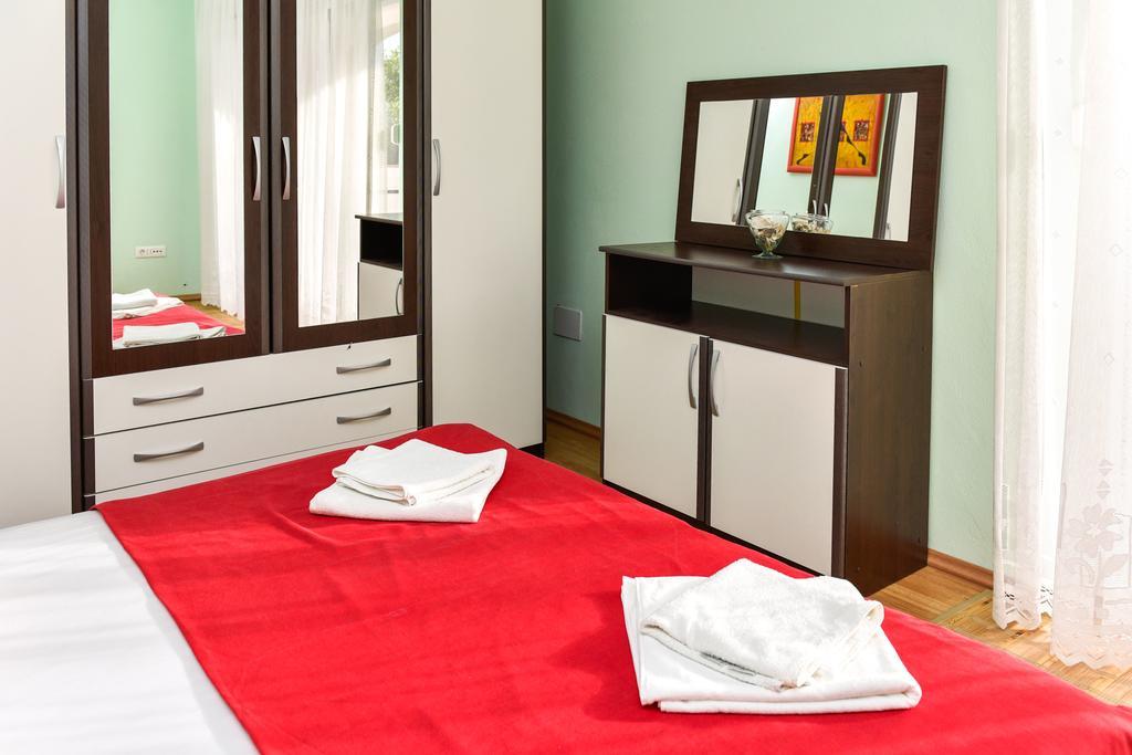 Apartments Purkovic Vodice Buitenkant foto